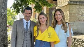 Ukończyła studia medyczne. To córka legendy futbolu