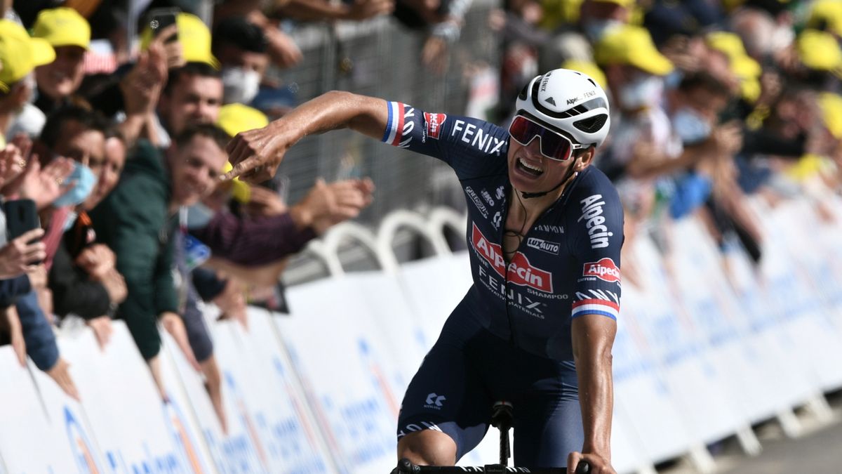 PAP/EPA / Philippe Lopez / Na zdjęciu: Mathieu van der Poel podczas 2. etapu Tour de France