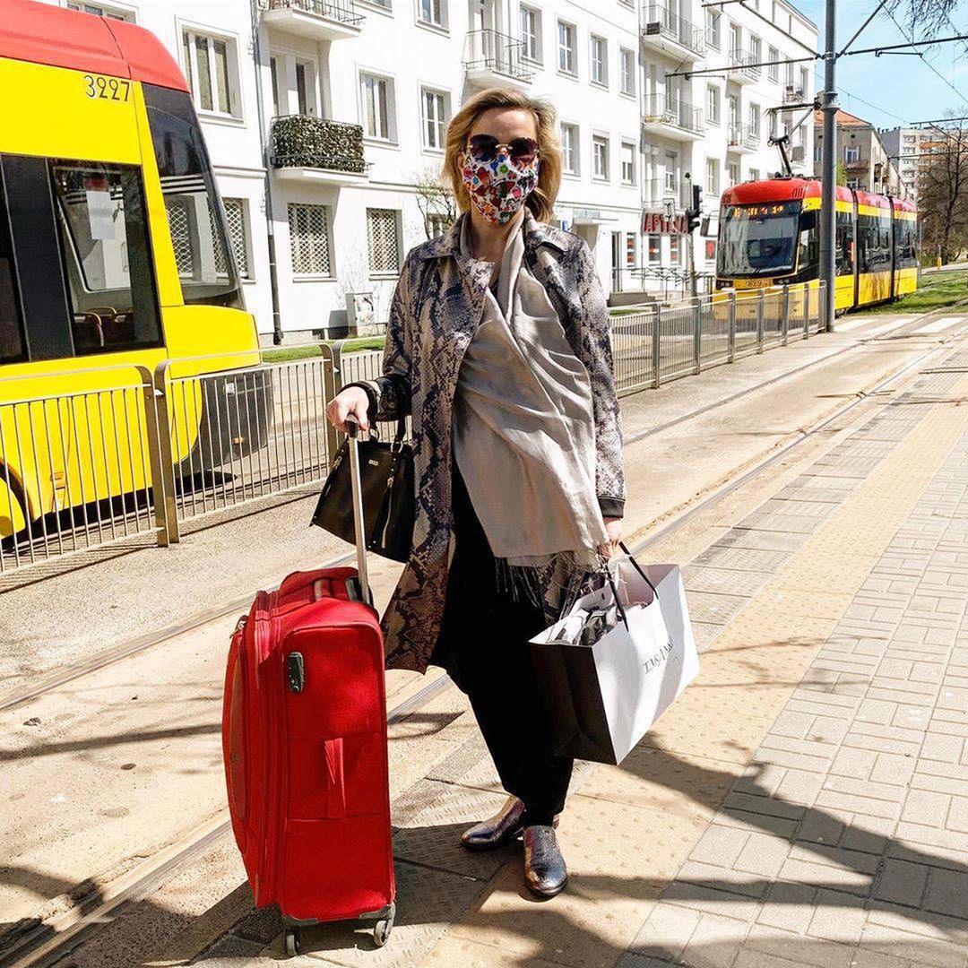 Monika Zamachowska w drodze na ślub przyjaciół