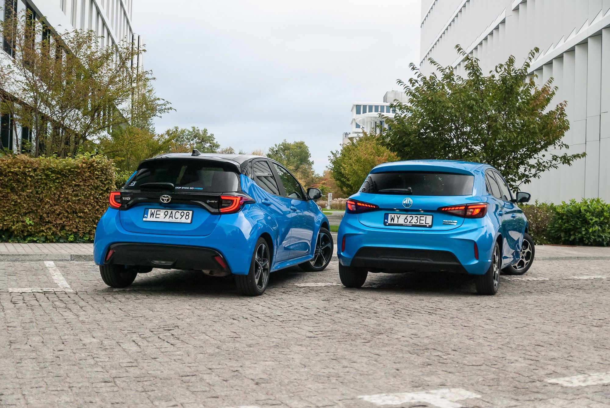 MG 3 i Toyota Yaris