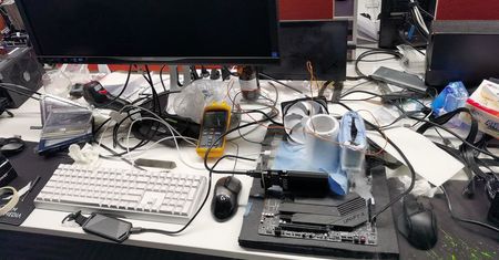 Nowy rekord podkręcania DDR4 RAM - chiński overclocker przekroczył nieosiągalną barierę