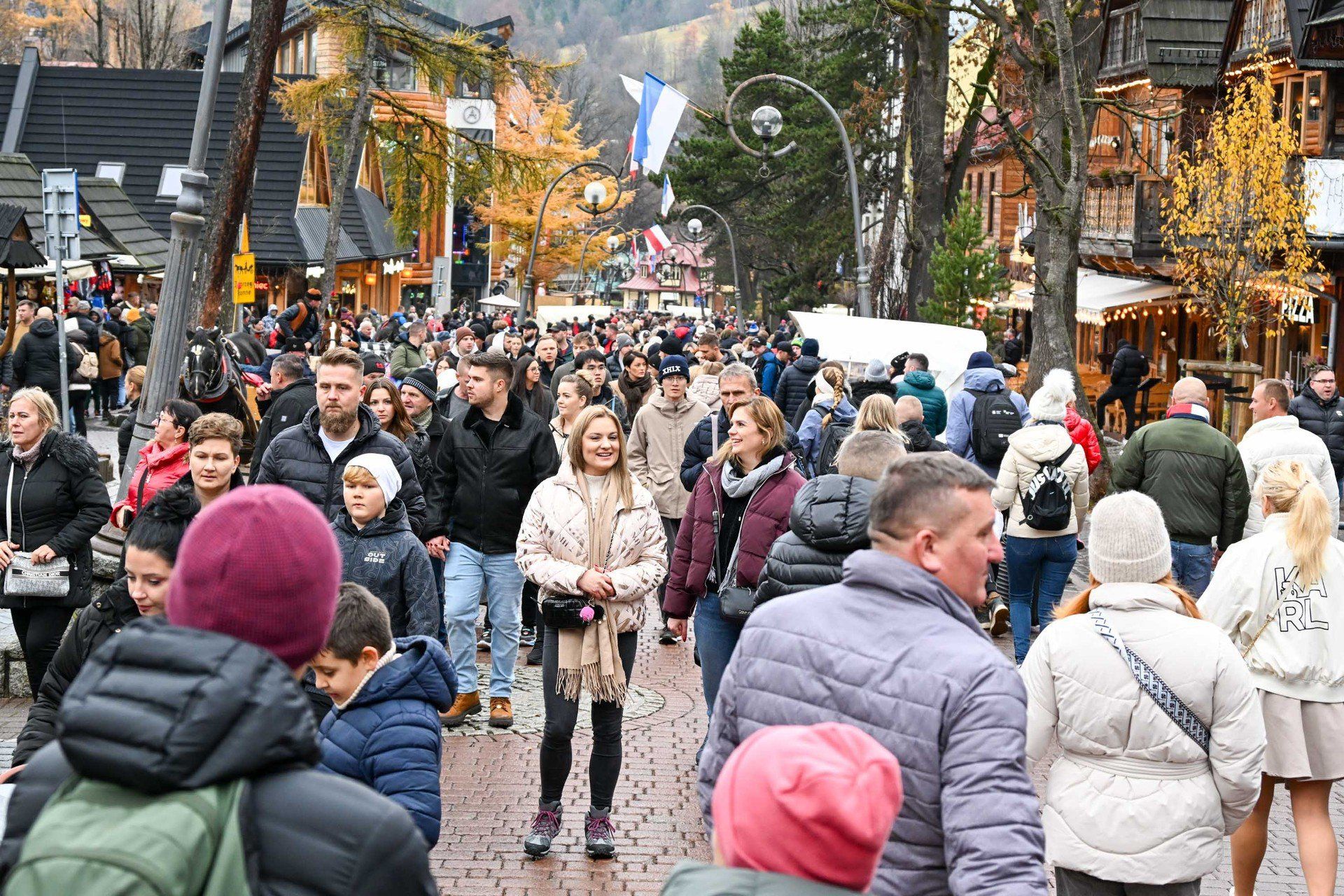 Tłum turystów w Zakopanem
