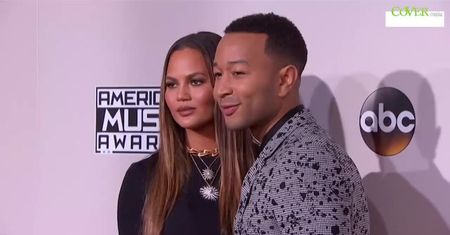 Chrissy Teigen zdradziła, że jej rodzina podróżuje z prochami zmarłego synka.