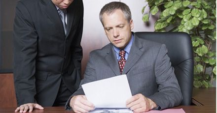 Mamy duże bezrobocie, a firmy szukają pracowników