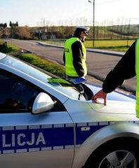 Uciekał policji ponad 200 km/h