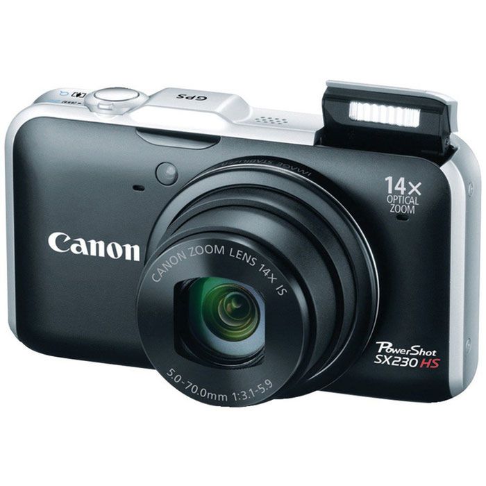 Canon PowerShot SX230 HS wyposażono we wbudowaną lampę błyskową