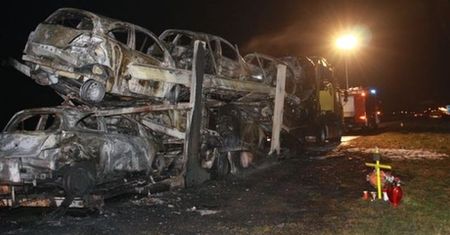 Nowe Fordy Ka spłonęły na A4