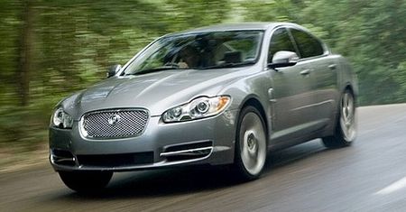 600 KM w Jaguarze XF-R!