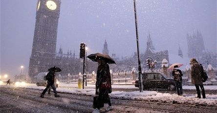 Śnieżyca sparaliżowała ruch