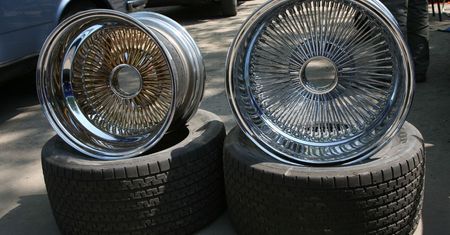 Uniwheels w Polsce ma nowy zakład. Zyski rosną