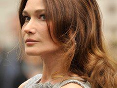 Carla Bruni wygląda coraz gorzej