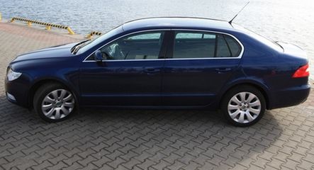 Dyskretna limuzyna - Skoda Superb 1.4 TSI