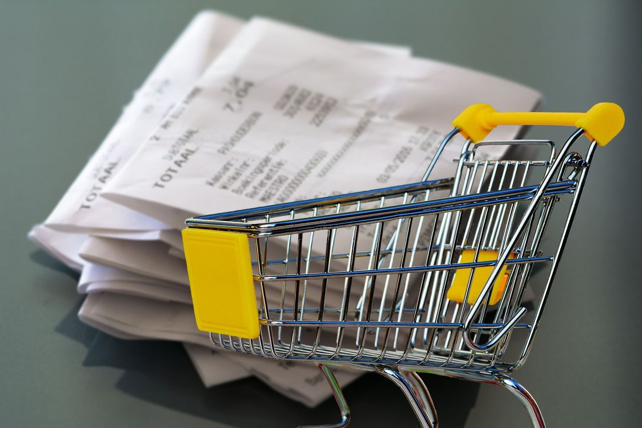 Finnish duo sentenced for masterminding grocery receipt scam