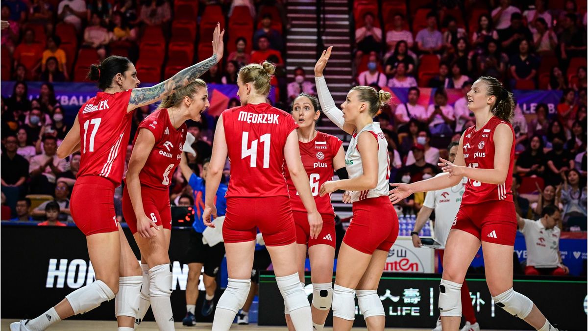 Materiały prasowe / VolleyballWorld / Na zdjęciu: reprezentacja Polski