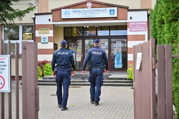 50 szkół odwołało piątkowe lekcje. Najwięcej na Mazowszu