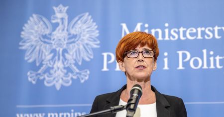 Zakaz handlu w sobotę. Rafalska: Nie ma planów rozszerzenia ograniczenia