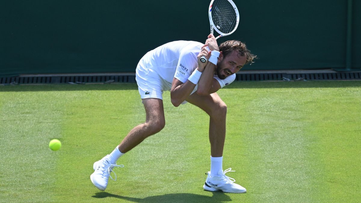 PAP/EPA / DANIEL HAMBURY / Na zdjęciu: Danił Miedwiediew