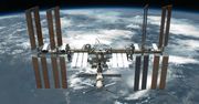 Astronautka NASA i kosmonauci z Roscosmos udali się w szybką podróż na ISS