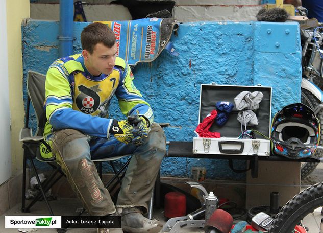 Oskar Bober i Mateusz Rujner zdobyli w ostatnim sezonie łącznie... pięć punktów