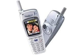 J-SH04 - pierwszy telefon z aparatem