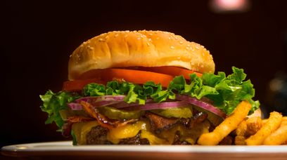 Nowe menu w McDonald’s: Vege Burger 2forU za Kurczakburgera? SZOK