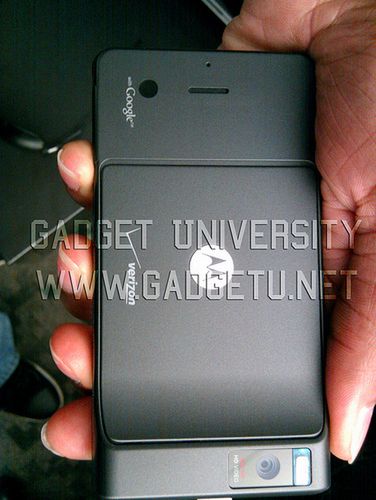 Motorola Droid Xtreme jednak z Motoblur 2