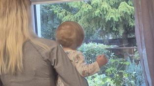Szukają domu dla 16-letniej matki z dzieckiem. Poruszający apel
