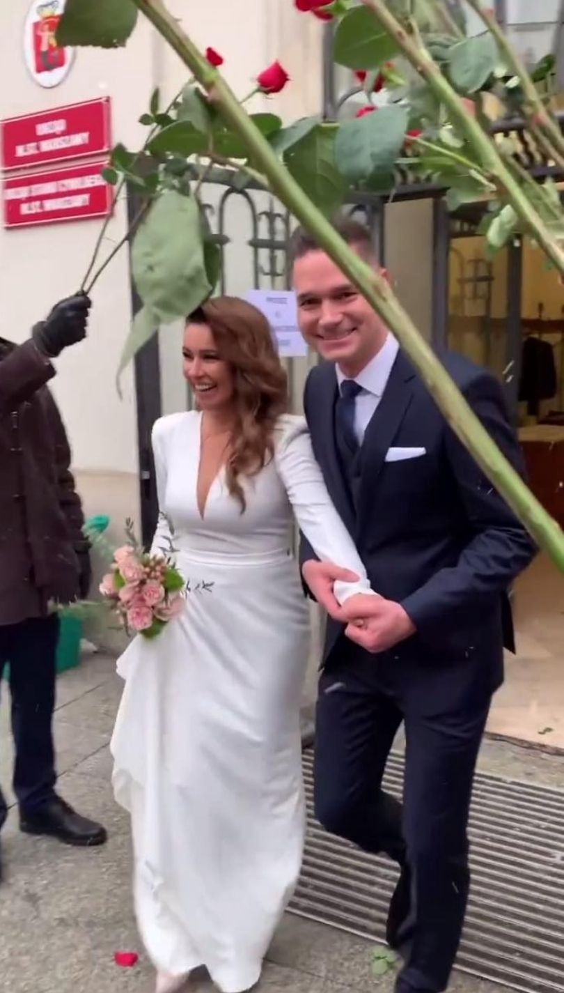 Syn Beaty Tadli relacjonuje jej ślub w sieci
