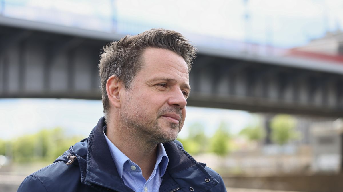 Rafał Trzaskowski zapowiedział obniżkę opłat za odbiór śmieci