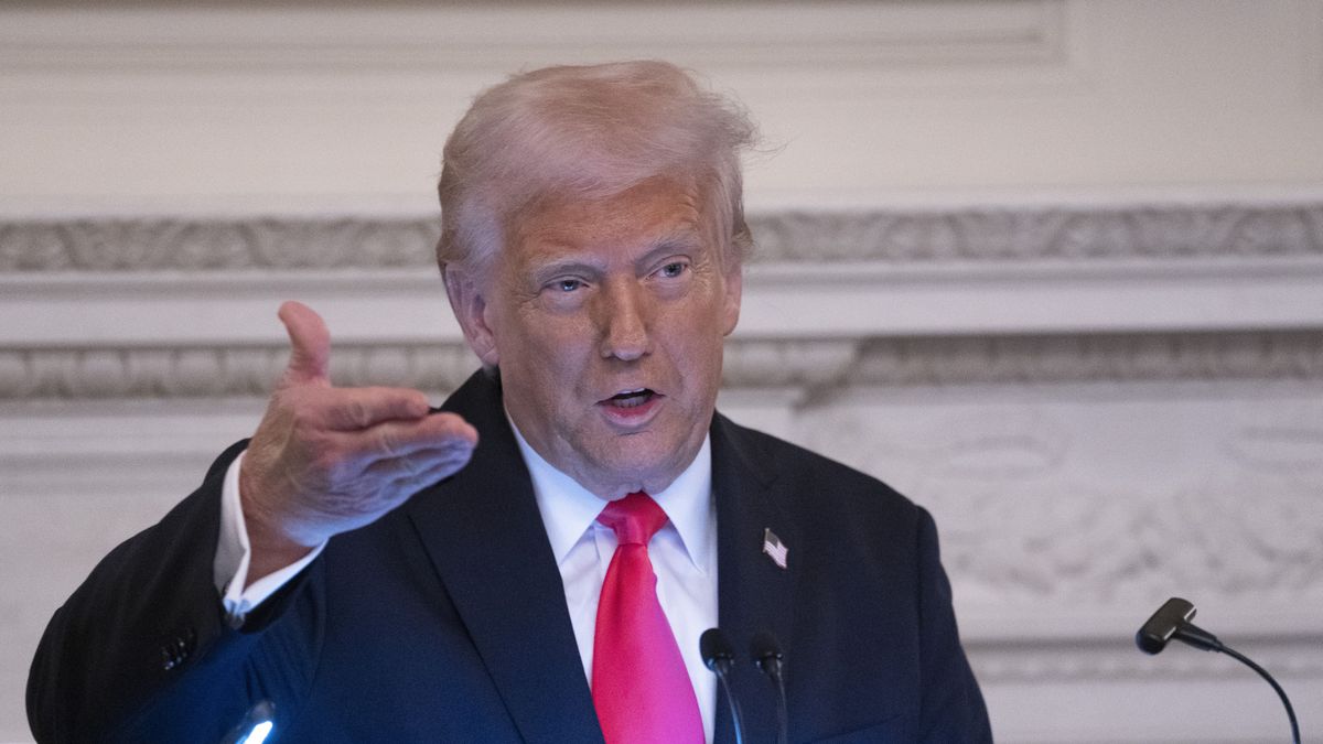 US President Donald J. Trump speaks during the White House Iftar Dinner at the White House in Washington, DC, USA, 27 March 2025. EPA/Chris Kleponis / POOL Dostawca: PAP/EPA.