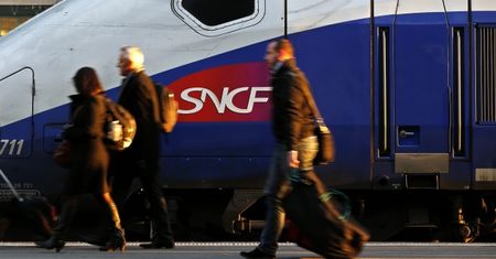 Strajk kolejarzy we Francji. Poważne utrudnienia w ruchu pociągów