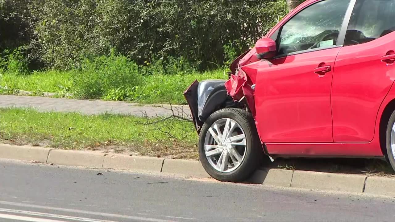 Matka z dwójką dzieci przechodziła przez przejście. Zostali potrąceni