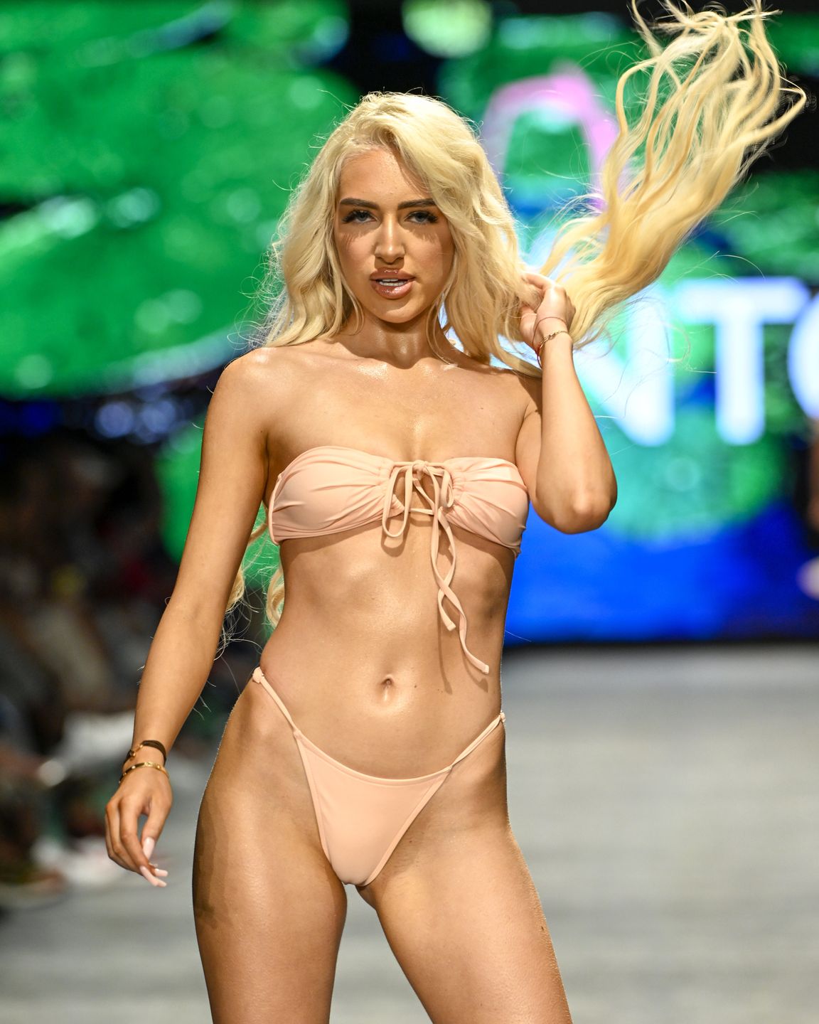 Caroline Derpienski