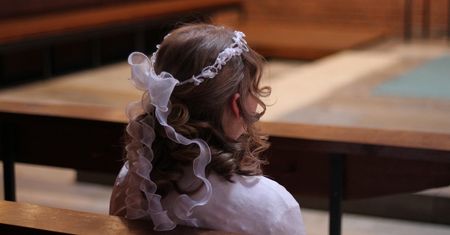 Komunijny prezent wpędzi cię w kłopoty? Sprawdź, zanim zapuka fiskus