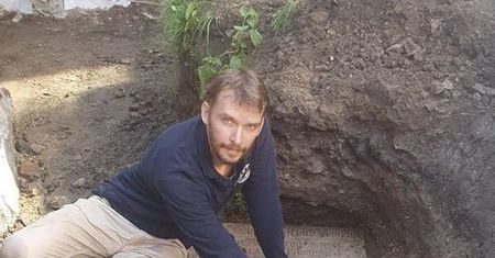 Złoty Stok. Historia wychodzi na powierzchnię. Odkryto cenne epitafia z XVII wieku