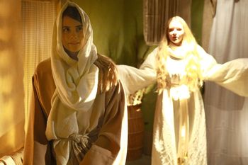 Inowłódz: Największa żywa szopka w Łódzkiem. Podróż do Betlejem przenosi nas do czasów Bożego Narodzenia