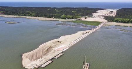 Sztuczne wyspy w Polsce. Są widoczne z kosmosu