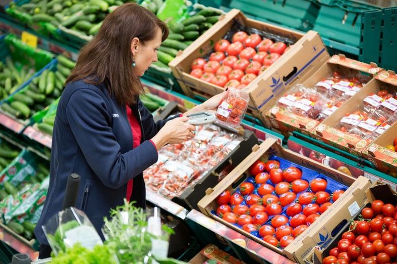 Sprzedaż detaliczna w Polsce poniżej oczekiwań