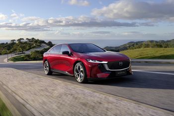 Trzeba było tak od razu. Mazda 6e dostała nowy akumulator i solidną moc ładowania