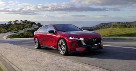 Trzeba było tak od razu. Mazda 6e dostała nowy akumulator i solidną moc ładowania