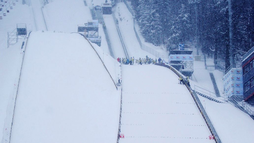 Zdjęcie okładkowe artykułu: Getty Images / Richard Heathcote / Na zdjęciu: skocznie narciarskie w Libercu
