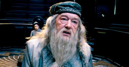 Zmiana w Hogwarcie. Aktor bliski podpisania umowy na zagranie Dumbledore'a