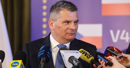 Dymisja Korneluka? Prokurator krajowy zabiera głos