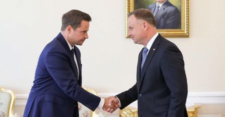 Rafał Trzaskowski i Andrzej Duda SPOTKALI SIĘ w Pałacu Prezydenckim! "To nie jest wizyta kurtuazyjna" (FOTO)
