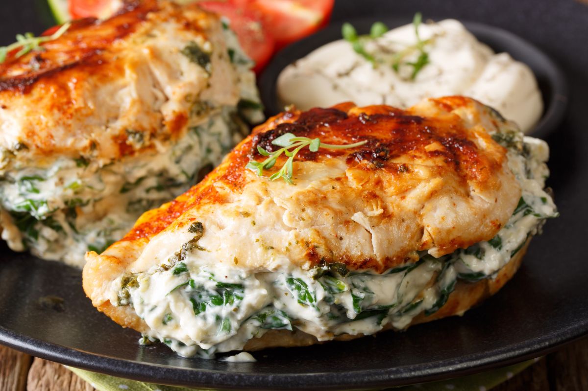 Chicken fillet stuffed with a delicious, creamy mixture