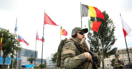 Nawet odległe kraje Europy chcą zwiększać wydatki na obronność. Ekspert: zagrożony jest dobrobyt