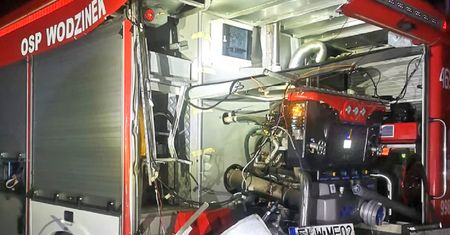 Nocny dramat strażaków OSP na A1. 100 tysięcy zł za naprawę