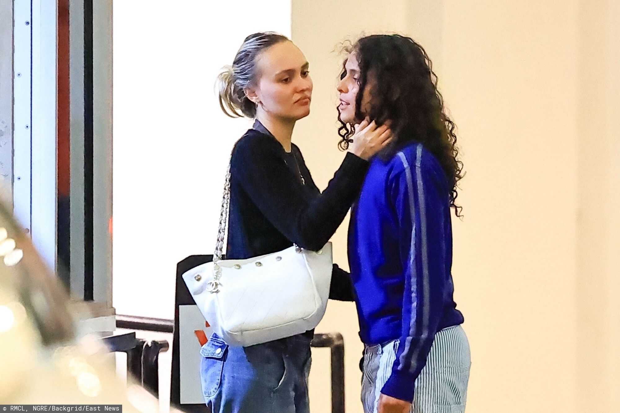 Lily-Rose Depp świętuje drugą rocznicę związku z partnerką