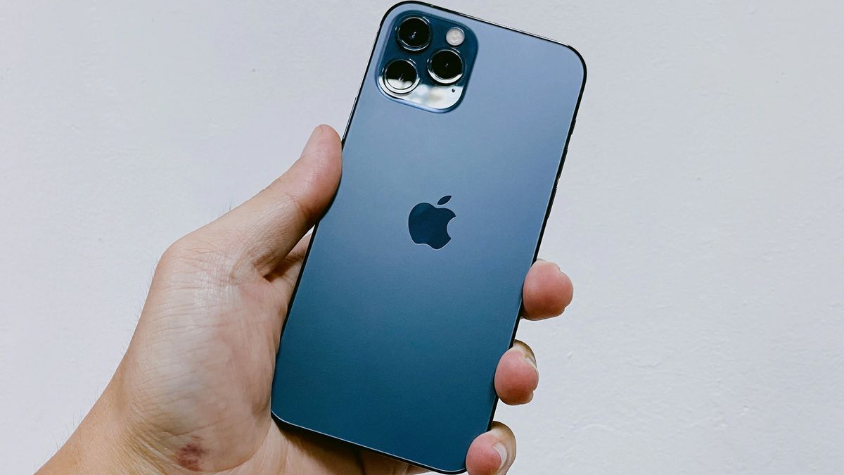 Czy iPhone jest wspierany lepiej niż smartfony z Androidem? iOS 15 pokazuje, że... niekoniecznie 1