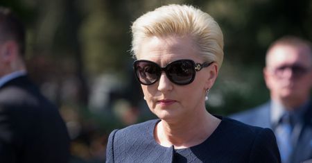 Agata Duda na spotkaniu z wyjątkową osobą. Ta stylizacja przykuwa uwagę